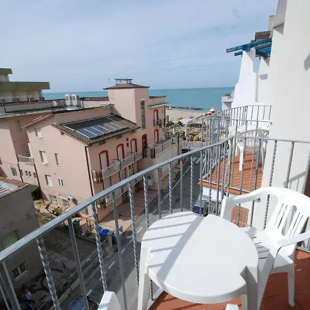 Locazione Turistica Mediterraneo.2 * 里米尼