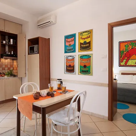 Locazione Turistica Mediterraneo.2 Appartamento *